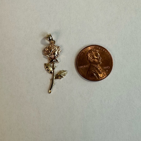 14K Yellow & Rose Gold Rose Pendant - Picture 3 of 4